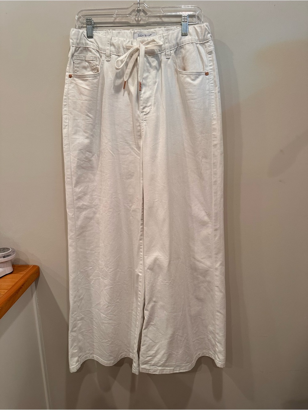 NWOT Judy Blue High Rise Palazzo Drawstring Pants Neutral Staple Sz 7/28 Short - Picture 6 of 11
